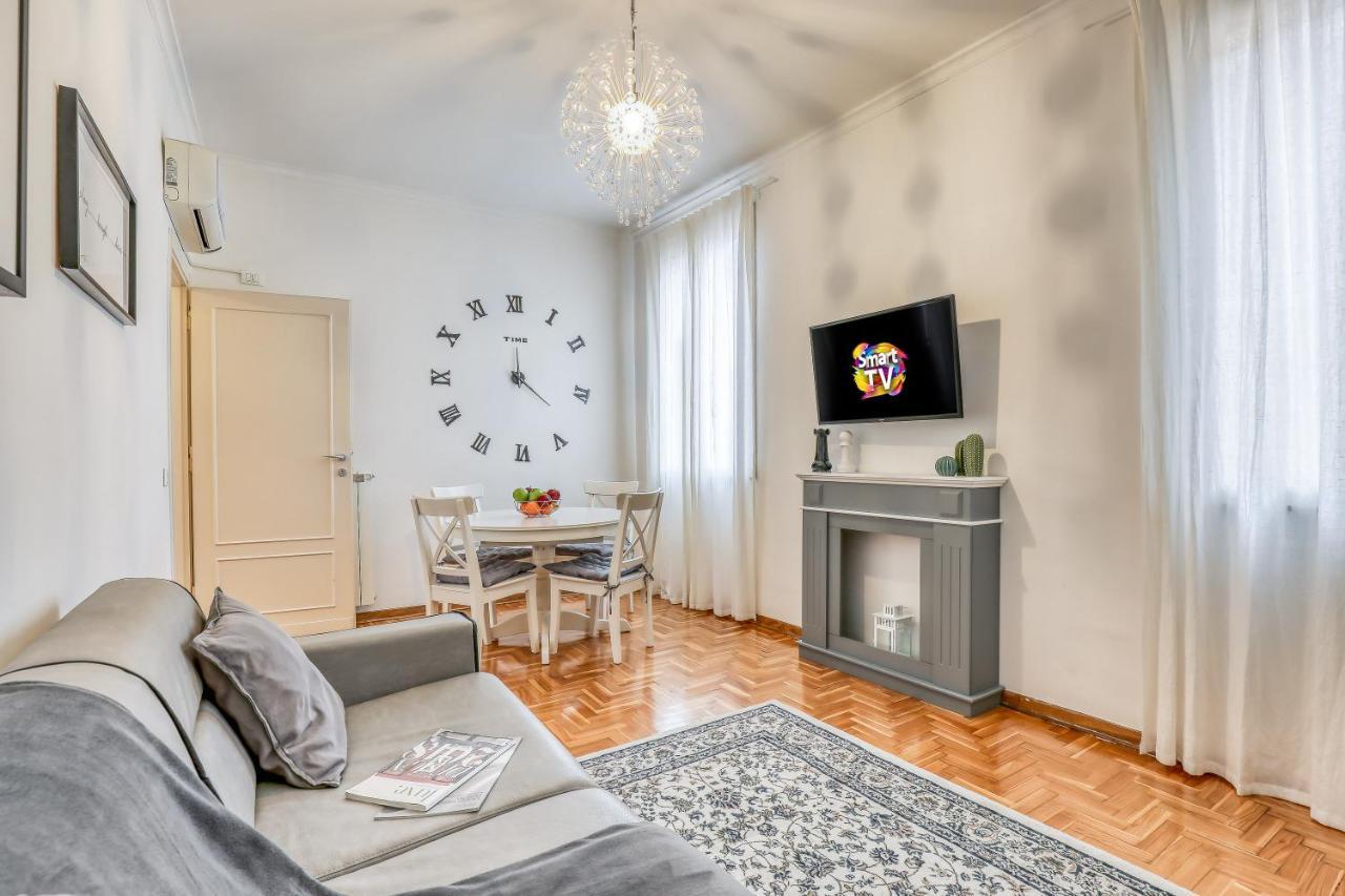 רומא Atrhome Penthouse Frattina מראה חיצוני תמונה